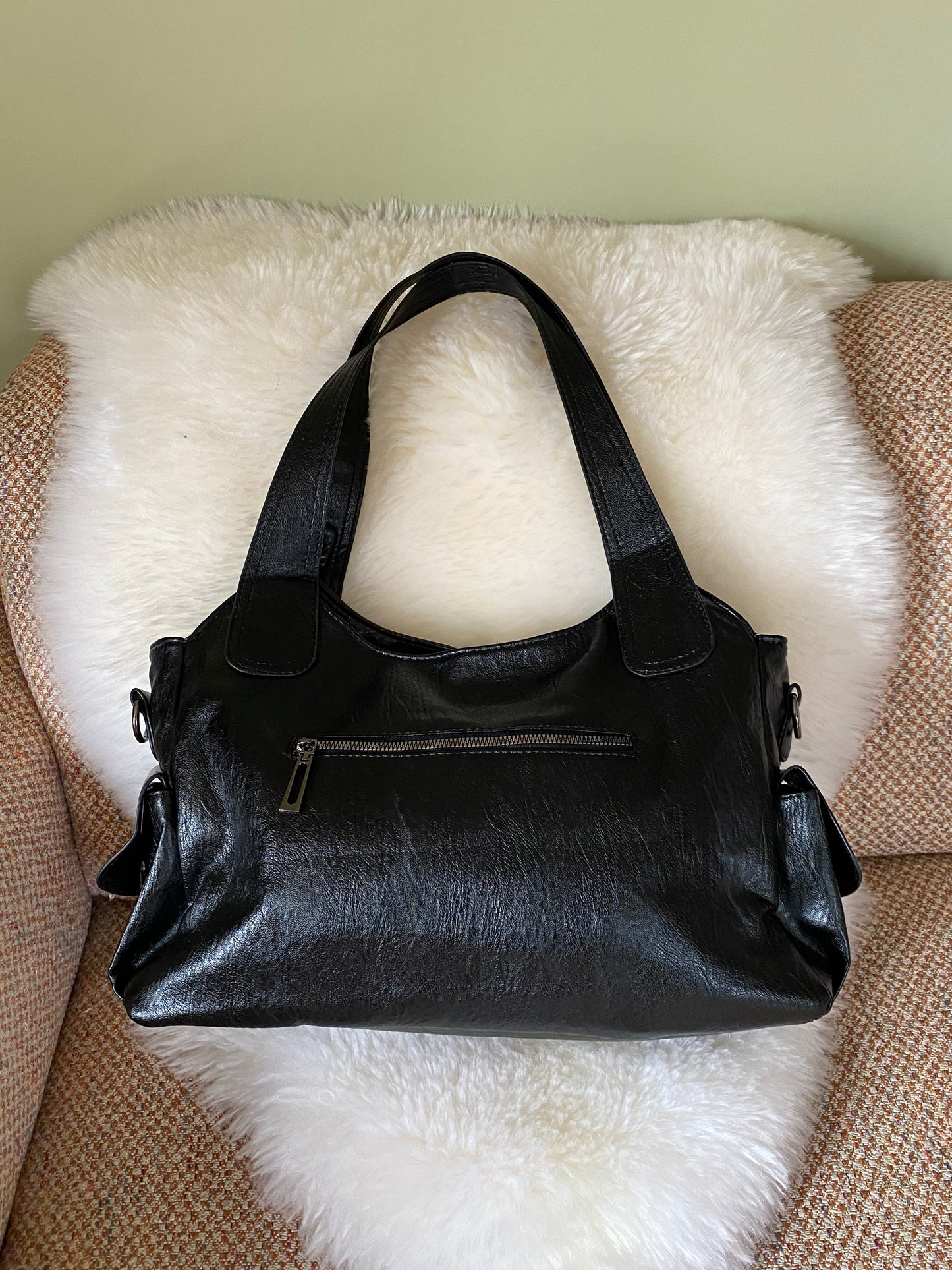 Sac à Main cuir végétal Noir – Coquette | Style Chic & Urbain – Grande Capacité 40x25cm